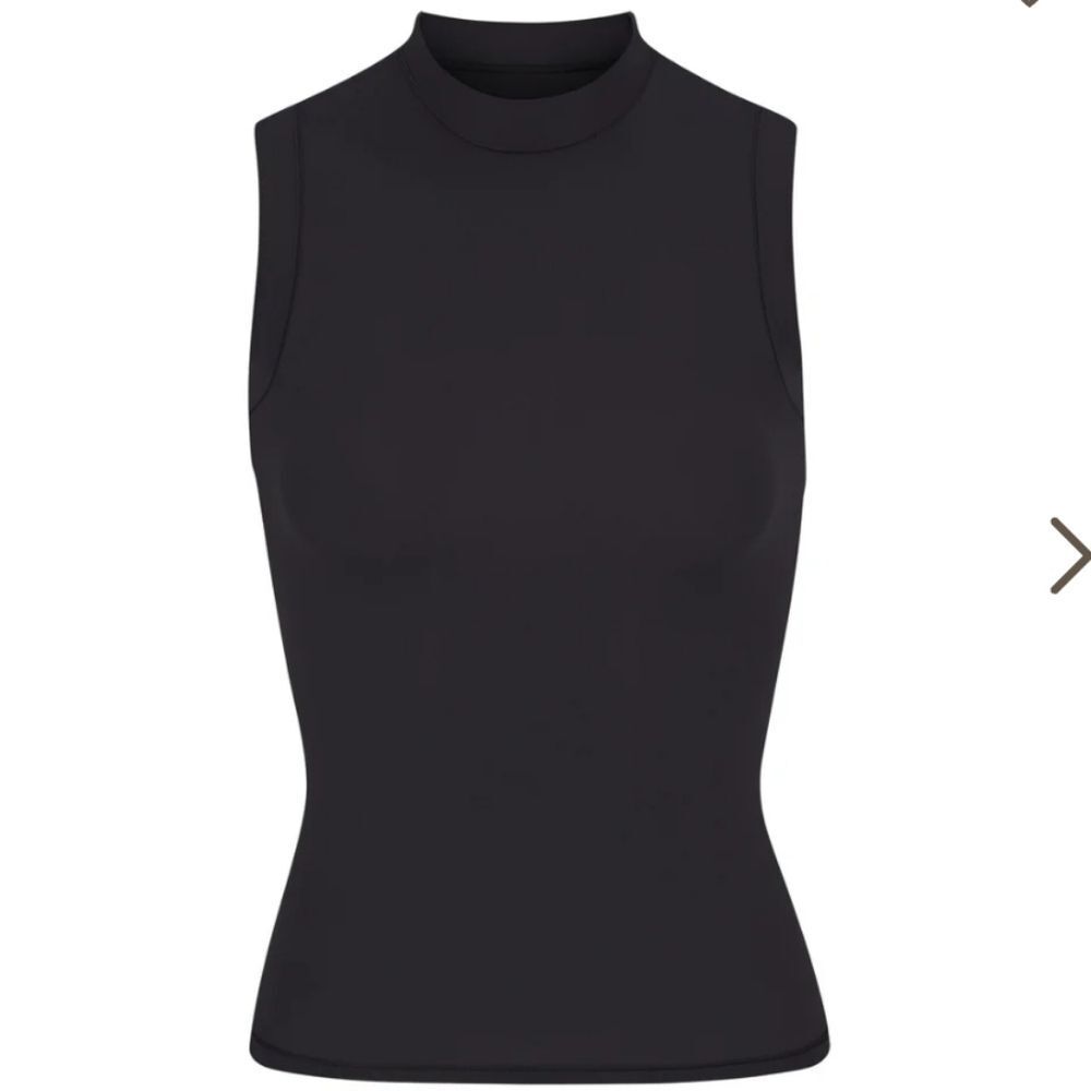 186 NWT SKIMS MOCK NECK TANK BLACK SIZE SMALL